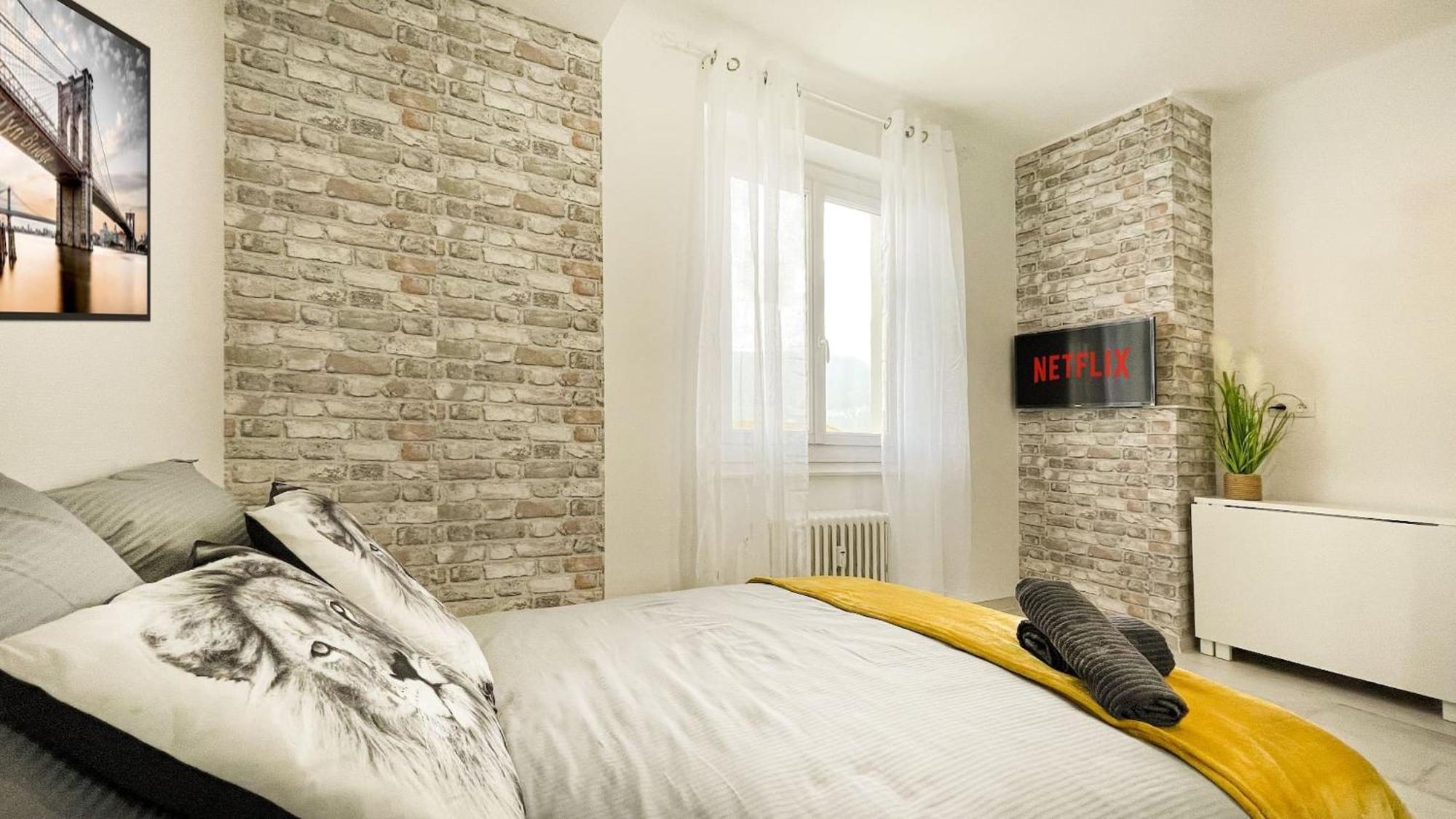 Homey Keola - Parking Prive Gratuit - Aux Portes De Geneve - Au Pied Du Tram - Appartement Avec 1 Chambre Et Un Grand Salon Avec Un Canape-Lit アンビイ エクステリア 写真
